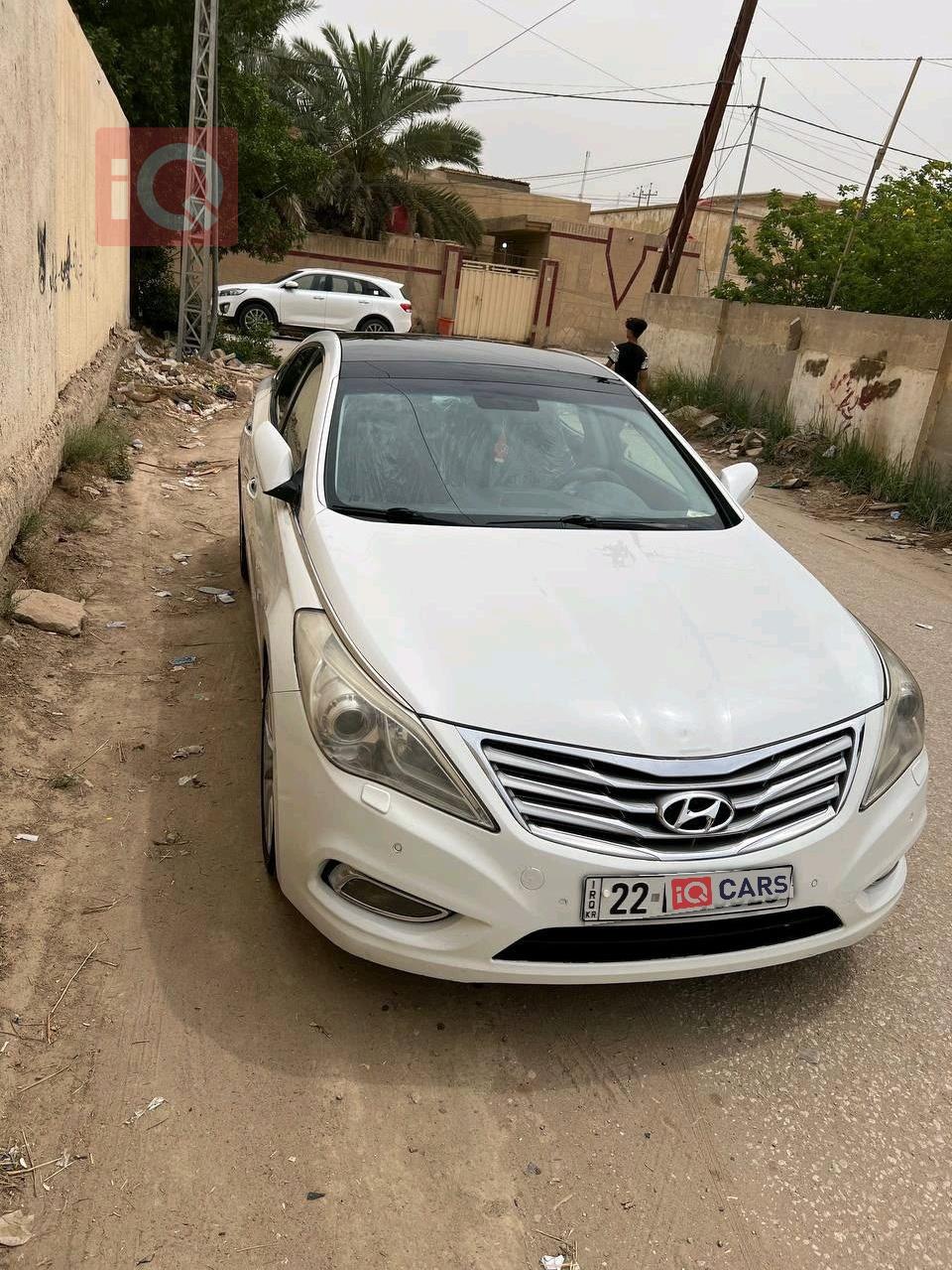 هيونداي أزيرا